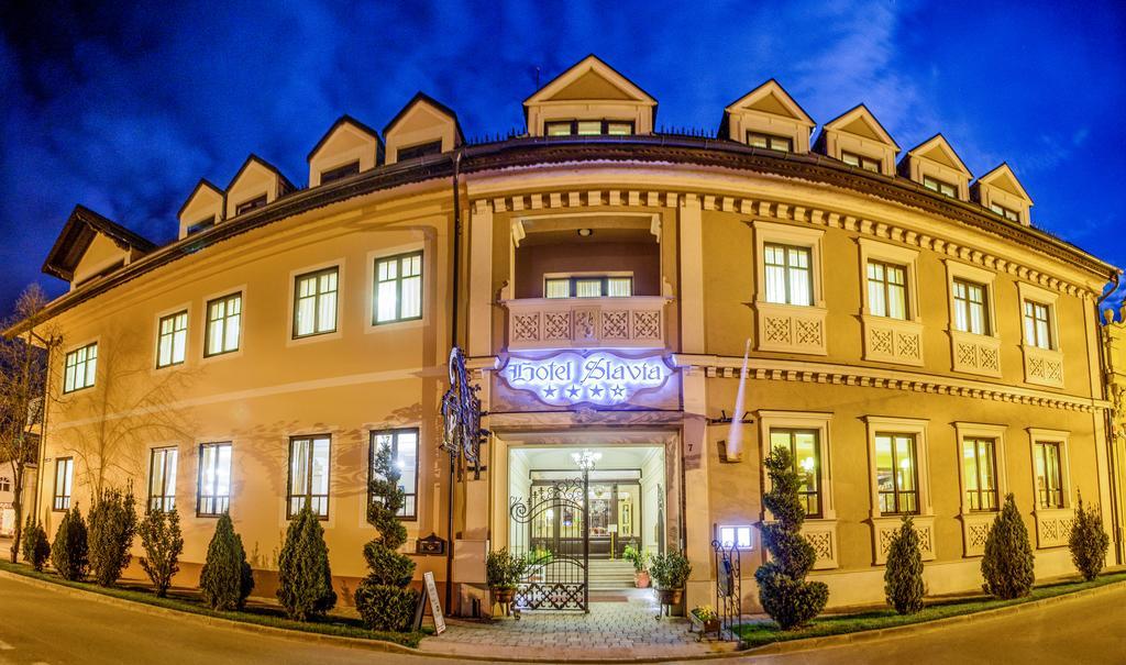 Hotel Slavia Salonta 外观 照片